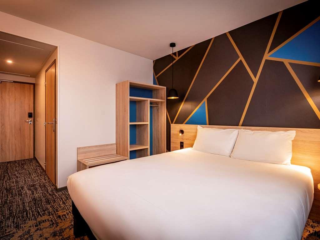 Ibis Styles Valenciennes Petite Foret Quarto foto